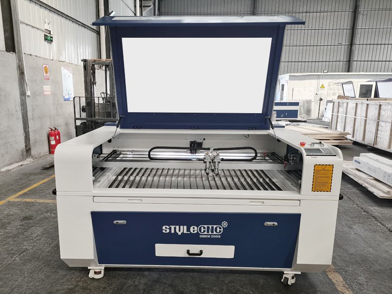 雙頭 CO2 紙張和紙板激光切割機(jī)