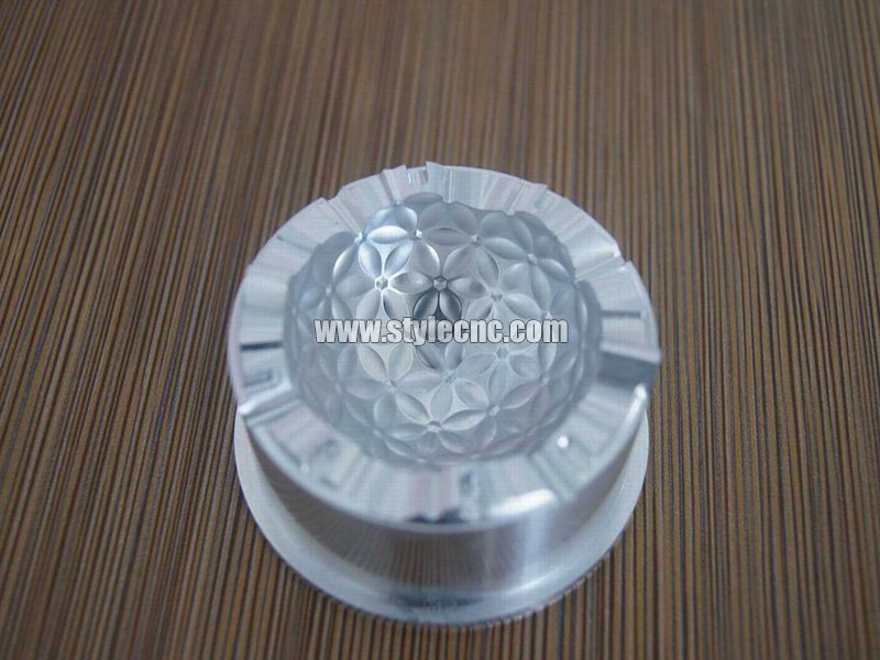 用于高爾夫模具制造的小型五軸數控機床