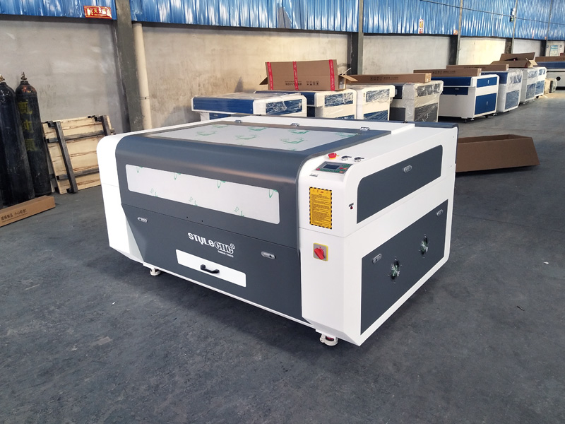 STJ1390 激光雕刻切割機(jī) STJ1390 激光雕刻切割機(jī)