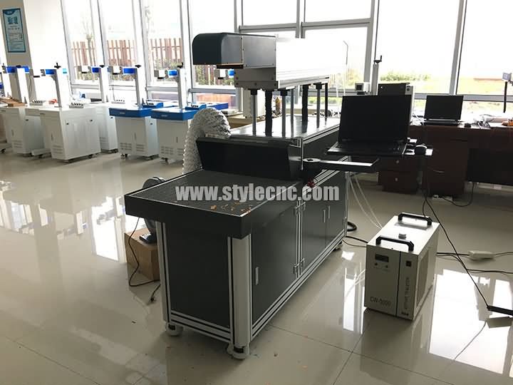 3D CO2 激光打標(biāo)機(jī) 3D CO2 激光打標(biāo)機(jī)