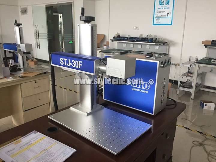 銳科 30W 激光打標機 銳科 30W 激光打標機