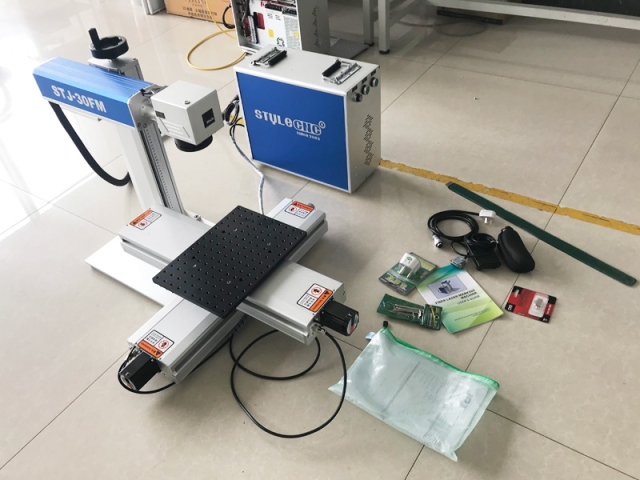 美國光纖激光打標雕刻機 美國光纖激光打標雕刻機
