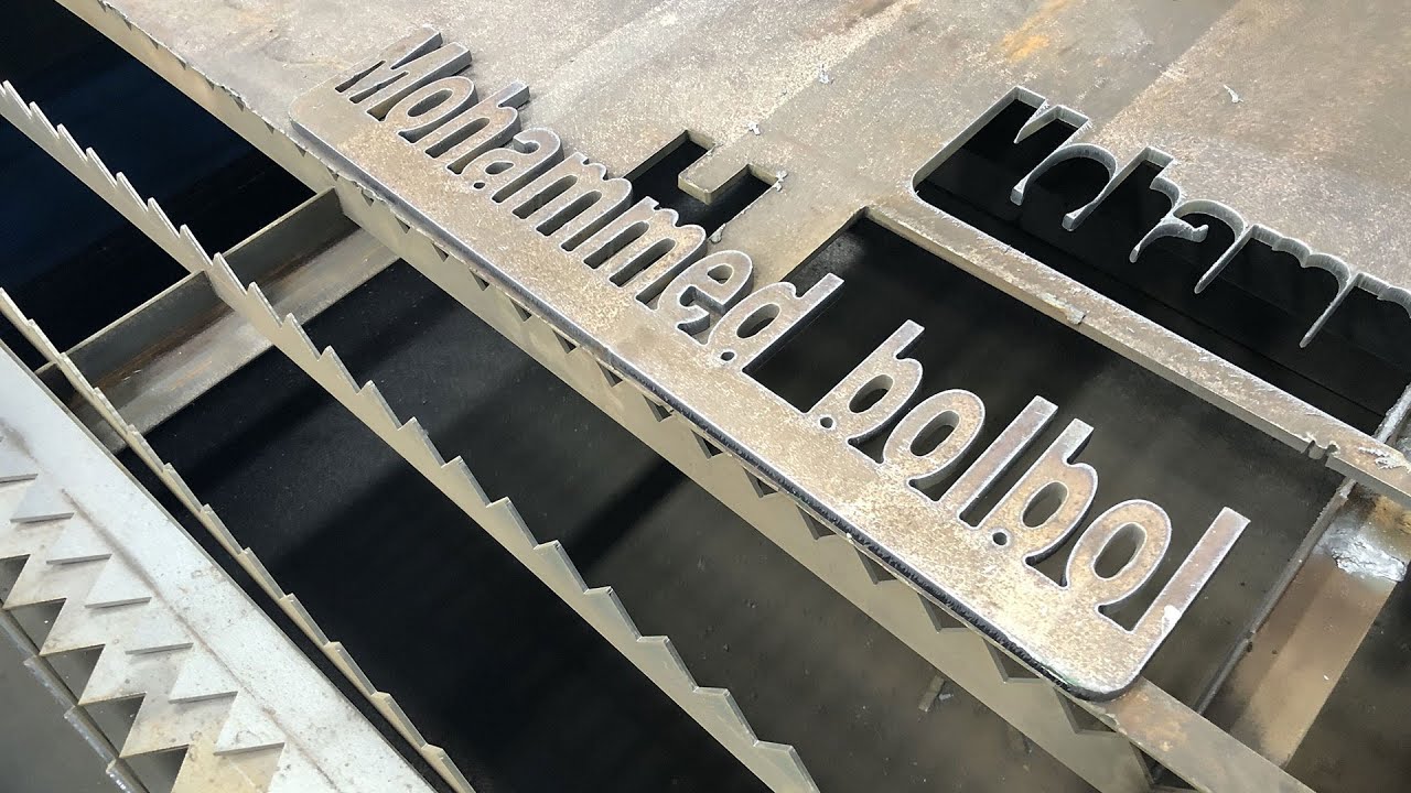 工業數控等離子切割工作臺,配備 Hypertherm 等離子切割機 工業數控等離子切割工作臺,配備 Hypertherm 等離子切割機