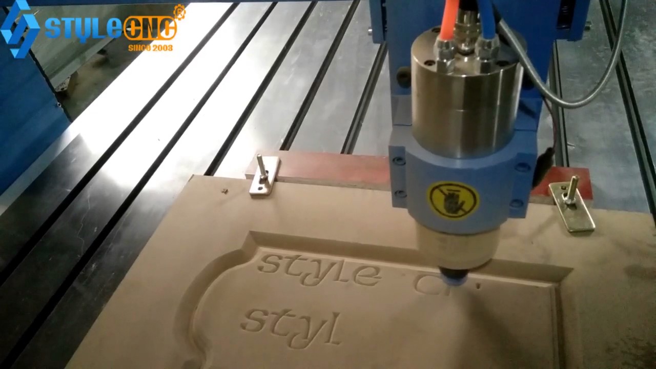 STG1224 廣告數控雕刻機,適用于木材、MDF、亞克力 STG1224 廣告數控雕刻機,適用于木材、MDF、亞克力